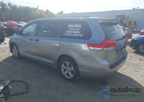 2012 Toyota Sienna Base V6 7 Passenger from USA, damaged, VIN 5TDZK3DC0CS212695